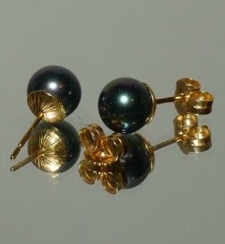 Orecchini Majorica Perla Nera Oro 18 carati