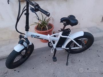 bicicletta elettrica icone 