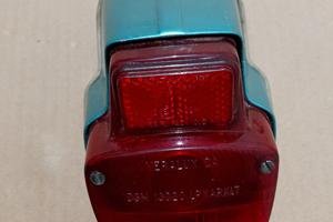 FANALE POSTERIORE VESPA 