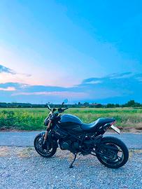 Benelli 752S