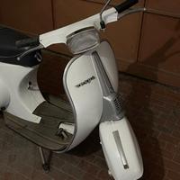 Vespa 50 Special