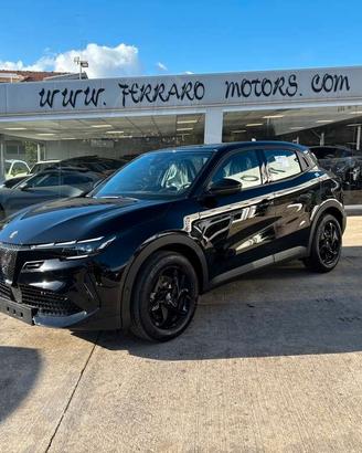 Alfa Romeo Junior 1.2 136 CV Hybrid 2026 KM 0 IVA 