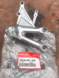 supporto pedana destro cbr 1000 04 05
