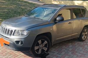 Jeep da rimettere a posto