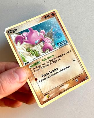 Stamped Gligar Reverse Holo 57/115 Forze Segrete