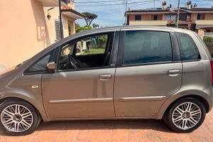 Musa 1,3 Multijet 16 v platino TETTO PANORAMICO