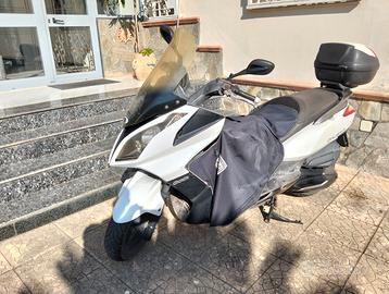 Kymco Downtown 300