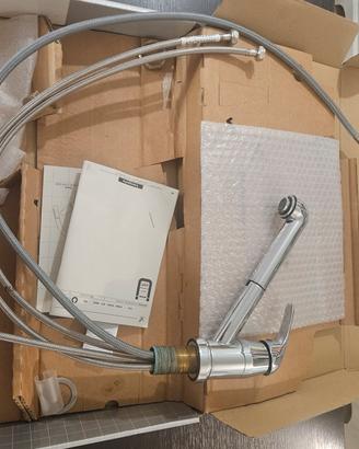 Miscelatore / rubinetto  praticamente nuovo.