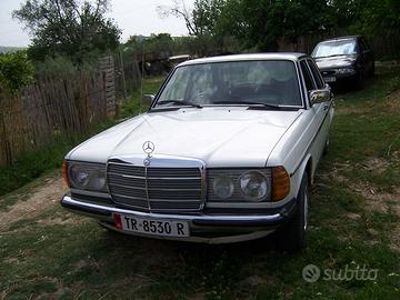 MERCEDES Serie 200-280(W123) - 1977