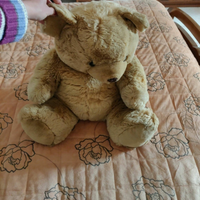 Peluche orsacchiotto seduto