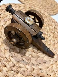 Cannone in legno vintage