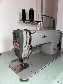 Macchina da cucire Adler
