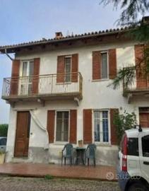 Immobile in asta di 120 m² con 4 locali e box auto