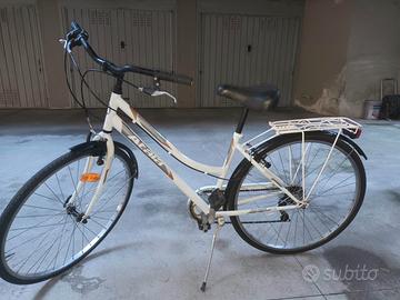 bella bicicletta da donna ATALA 