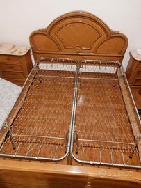 Brande letti singoli a rete con gambe pieghevoli