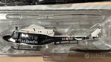 modello De Agostini 1/72  Carabinieri