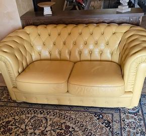 Divani Chesterfield in pelle - 2 e 3 posti