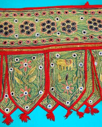 sopraporta  in cotone orientale mis. L. 290xH.35
