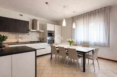 3 LOCALI A SELVAZZANO DENTRO