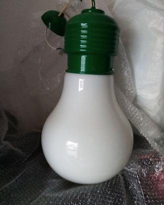 Lampadario a forma di Lampadina
