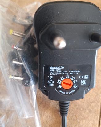 adattatore/ carica-batteria