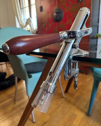 Cavatappi con montaggio su tavolo, per cucine prof