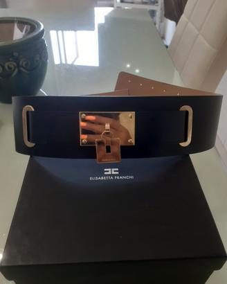 cinta Elisabetta franchi 