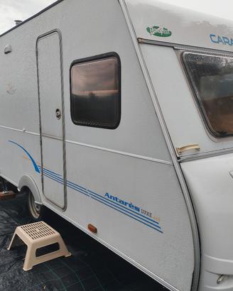 CARAVELAIR Antares Lux 445