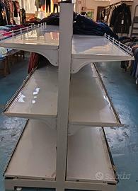 scaffale