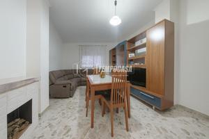 AMPIO 3 VANI ARREDATO, CON PATIO E BOX AUTO DI PRO