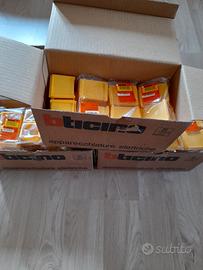 Stick 39 bustine Giunti BTicino Multibox NUOVI