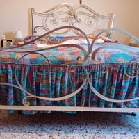 letto matrimoniale in ferro battuto 