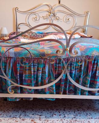 letto matrimoniale in ferro battuto 