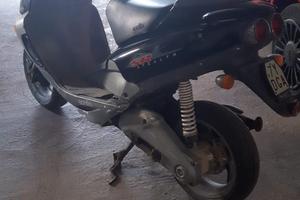 Aprilia sr