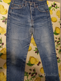 Pantaloni jeans donna marca levis