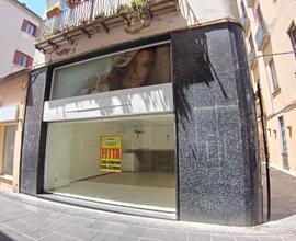 Locale commerciale Via Pretoria