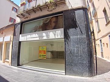 Locale commerciale Via Pretoria