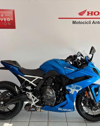 Suzuki GSX-8R