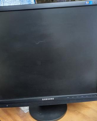 monitor Samsung 19' 1440 x 900 DVI