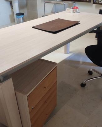 Arredamento per ufficio o studio medico