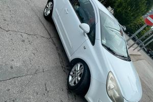 Opel corsa 1300 Multijet TD Sport