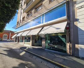 NEGOZIO A BRESCIA