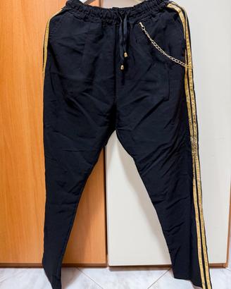 Pantaloni Over D nero con dettagli oro