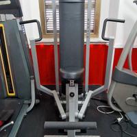 Chest press technogym