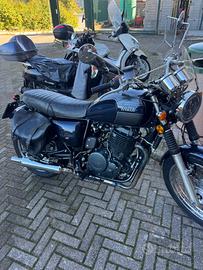 Moto Mash 650