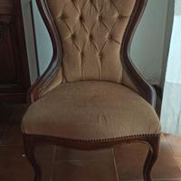 Poltrona (stile vittoriano) in velluto trapuntato