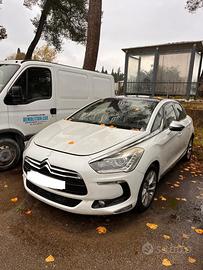 Vari pezzi di ricambio CITROEN DS5