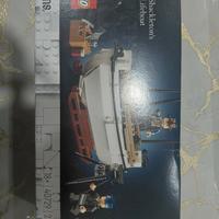 il set LEGO® IconsLa scialuppa di salvataggio di 