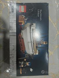 il set LEGO® IconsLa scialuppa di salvataggio di 