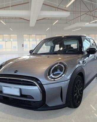 MINI COOPER CLASSIC AUTO 5 PORTE BERLINA